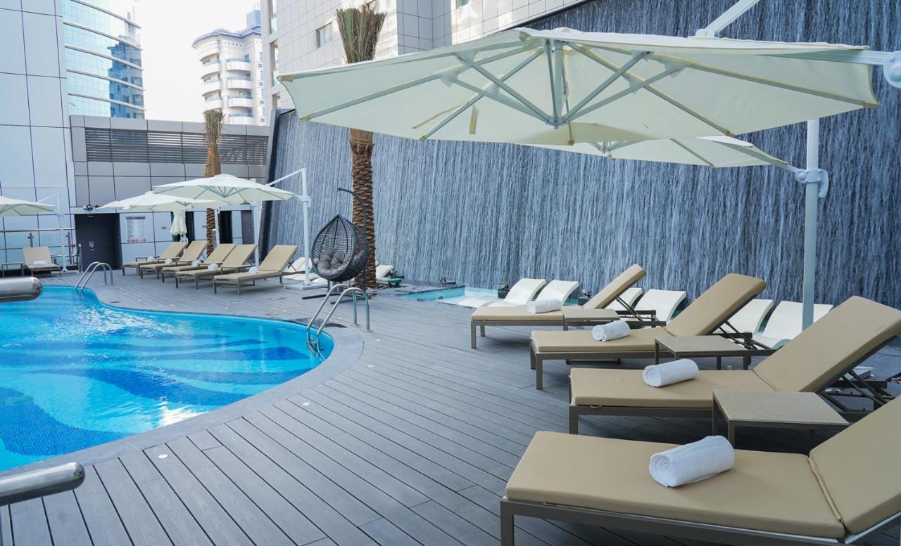 Отель Al Khoory Sky Garden