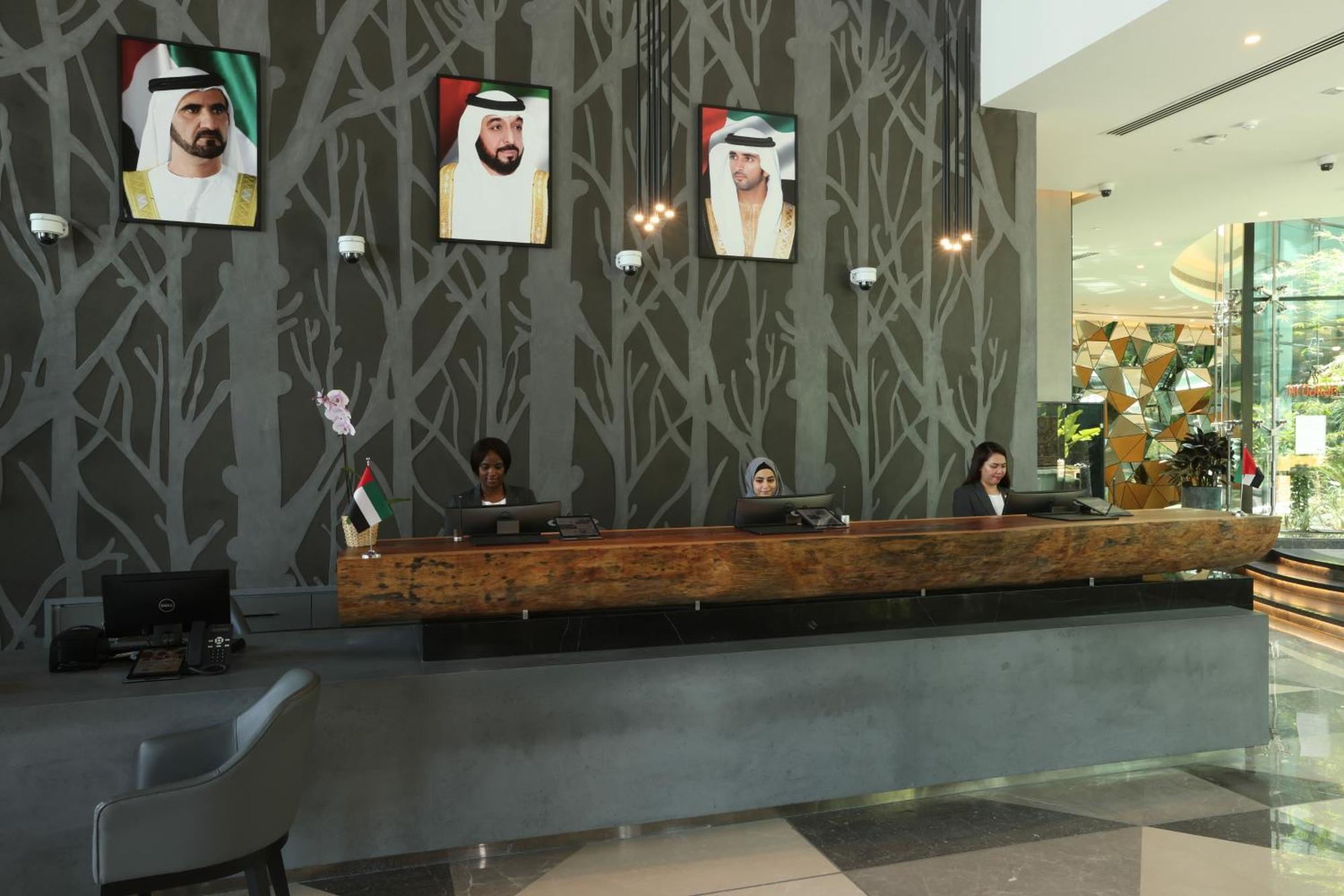 Al Khoory Sky Garden Отель 4*